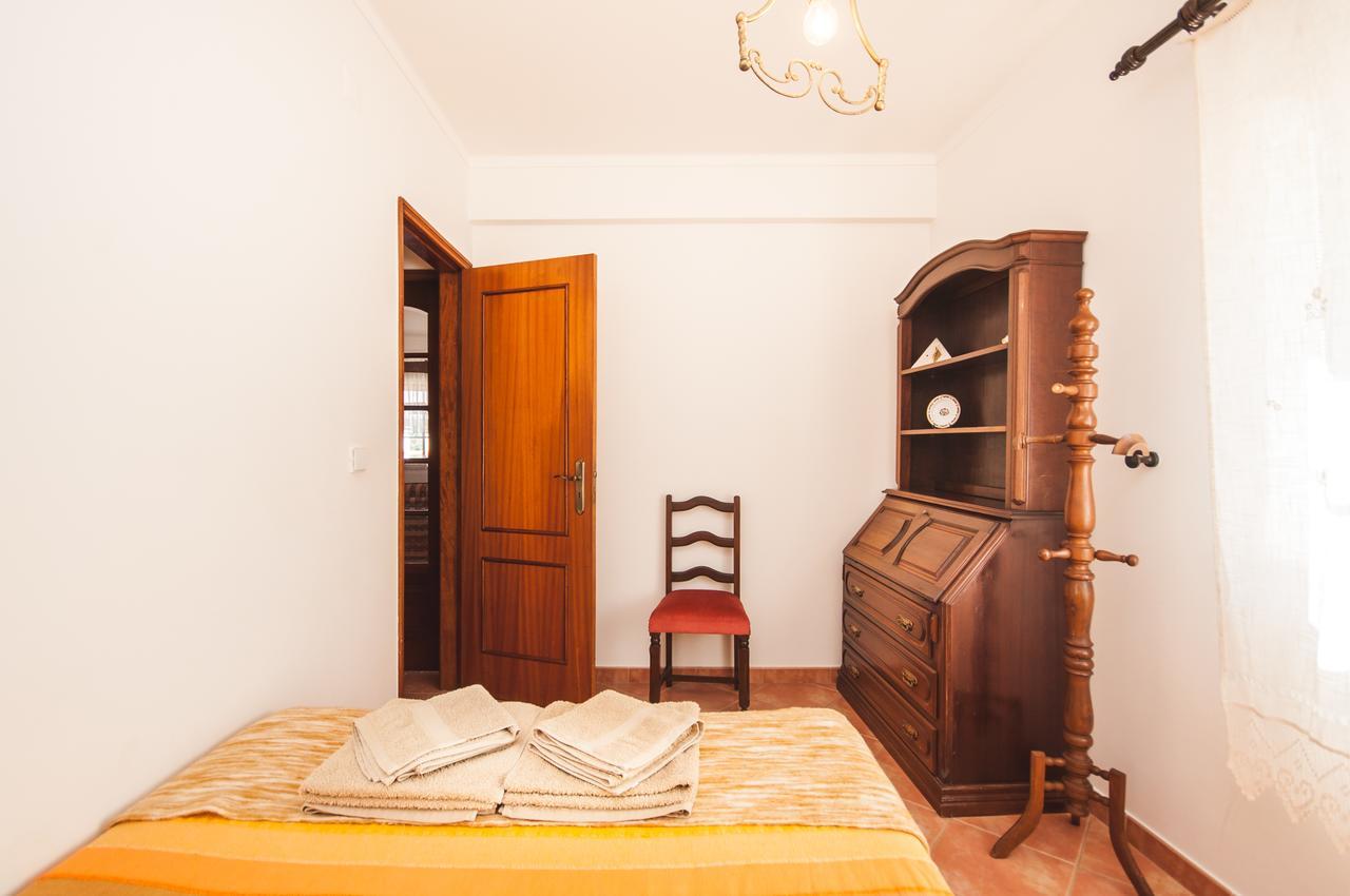Rivers Nation Surf Camp Bed & Breakfast Atouguia Da Baleia Bagian luar foto