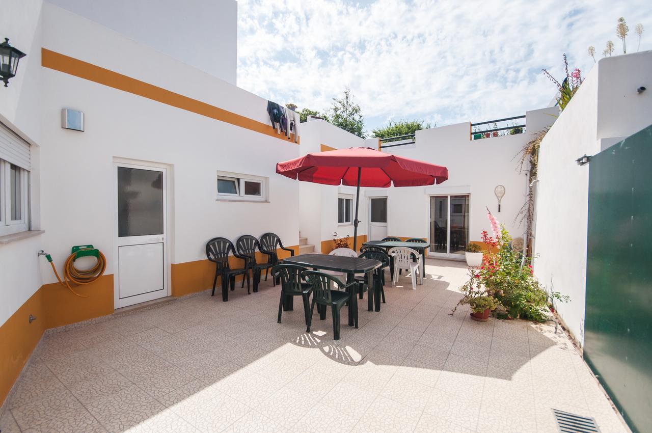 Rivers Nation Surf Camp Bed & Breakfast Atouguia Da Baleia Bagian luar foto