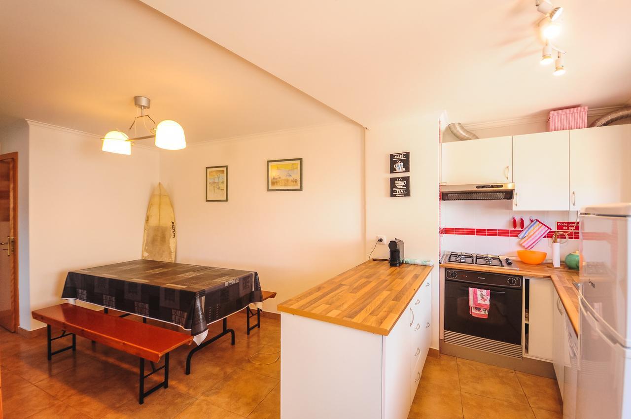 Rivers Nation Surf Camp Bed & Breakfast Atouguia Da Baleia Bagian luar foto