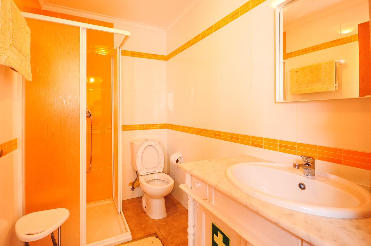 Rivers Nation Surf Camp Bed & Breakfast Atouguia Da Baleia Bagian luar foto