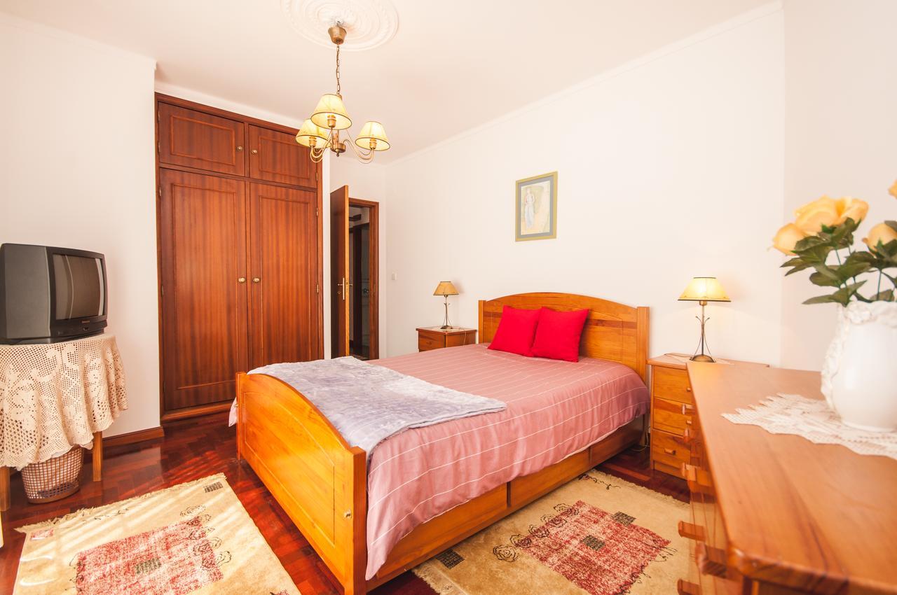 Rivers Nation Surf Camp Bed & Breakfast Atouguia Da Baleia Bagian luar foto