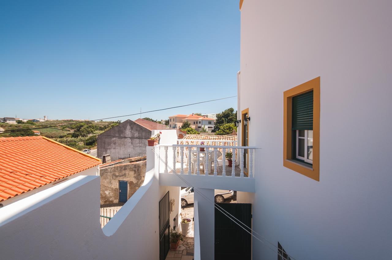Rivers Nation Surf Camp Bed & Breakfast Atouguia Da Baleia Bagian luar foto